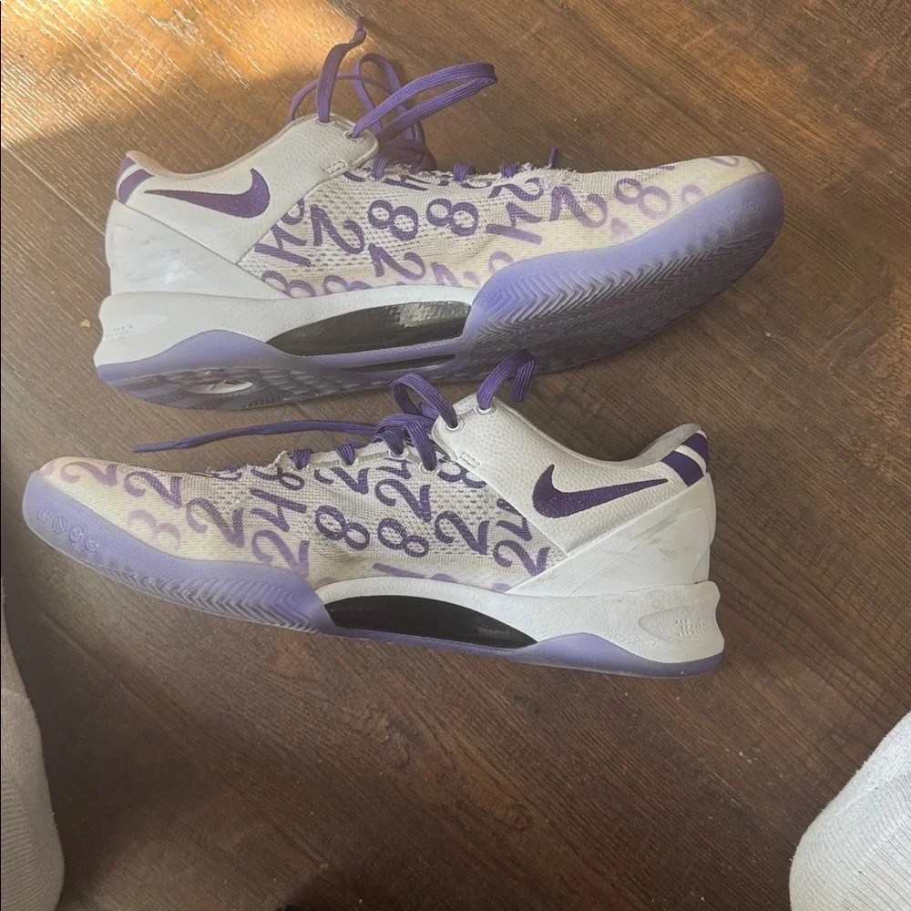 Kobe 8s Worn a couple times still in good shape - Picture 2 of 6